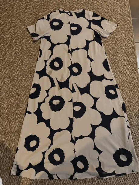 Petrun Unikko | Marimekko Pre-loved