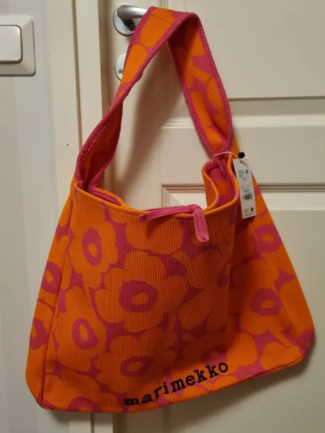 Knitted Bag Large Unikko | Marimekko Pre-loved